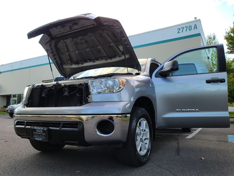 2010 Toyota Tundra Sr5  / 8-foot Bed / 6-Seater / Low Miles / Excellent Condition - Photo 27 - Portland, OR 97217