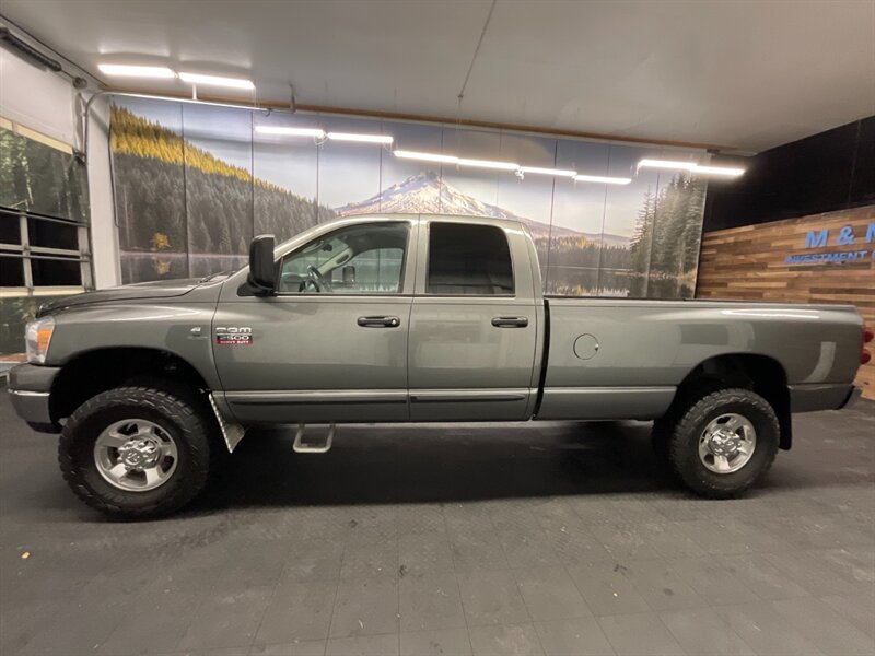 2007 Dodge Ram 2500 BIG HORN 4X4 / 6.7L DIESEL / 6-SPEED / 1-OWNER  LIFTED w/ 35 " TOYO OPEN COUNTRY RT TIRES / LOCAL OREGON TRUCK / ONLY 85,000 MILES - Photo 3 - Gladstone, OR 97027