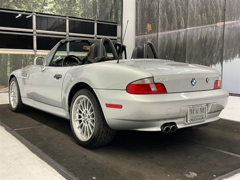 2001 BMW Z3 3.0i  / Leather Seats / LOCAL CAR / LOW MILES / Automatic Transmission - Photo 27 - Gladstone, OR 97027