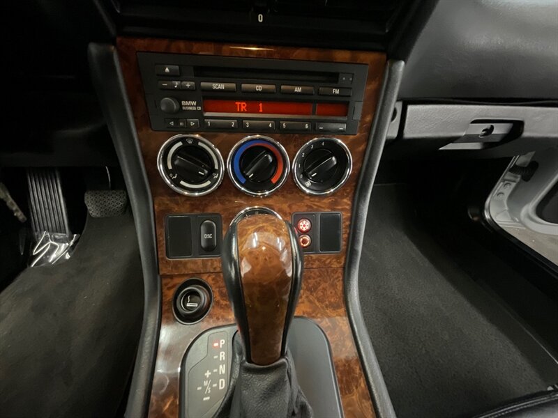 2001 BMW Z3 3.0i  / Leather Seats / LOCAL CAR / LOW MILES / Automatic Transmission - Photo 39 - Gladstone, OR 97027