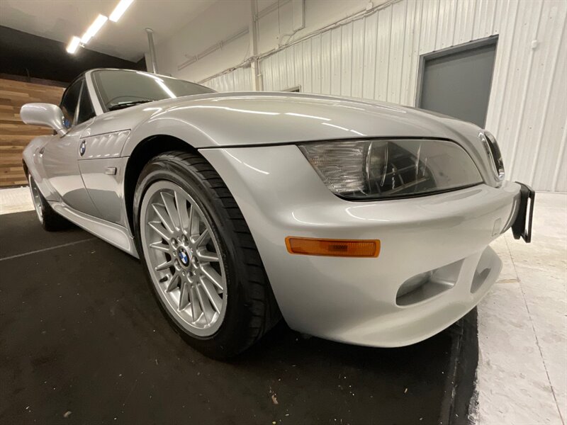 2001 BMW Z3 3.0i  / Leather Seats / LOCAL CAR / LOW MILES / Automatic Transmission - Photo 29 - Gladstone, OR 97027