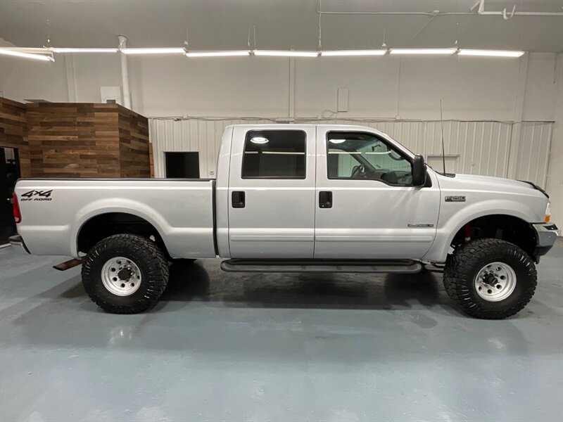2002 Ford F-250 XLT Crew Cab 4X4 / 7.3L DIESEL / LIFTED/104k MILES  / SHORT BED / ZERO RUST / Excel Cond - Photo 4 - Gladstone, OR 97027