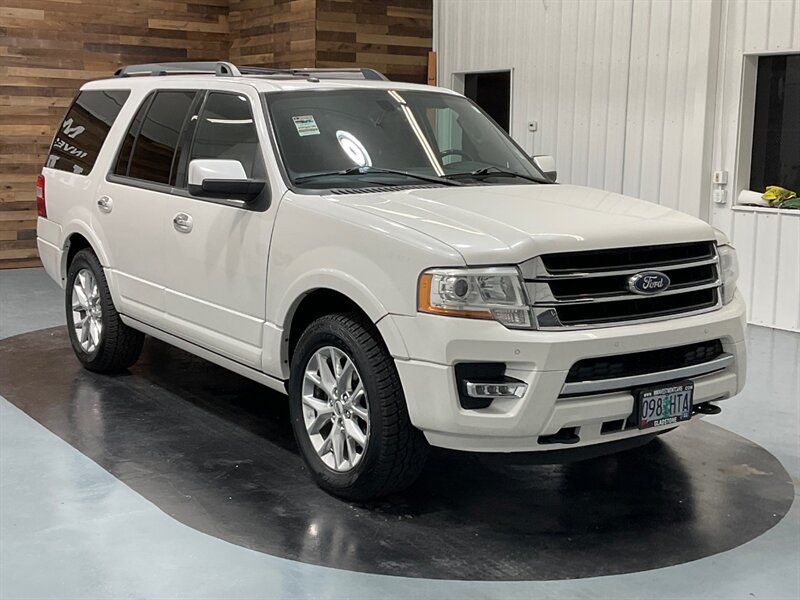 2015 Ford Expedition Limited 4X4 / 3.5L V6 ECOBOOST /NEW TIRES /1-OWNER  / 3RD ROW SEAT - Photo 2 - Gladstone, OR 97027