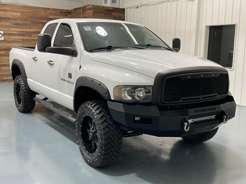 2004 Dodge Ram 2500 SLT 4X4 / 5.9L CUMMINS DIESEL/ LEATHER/ LIFTED  / NEW WHEELS & TIRES / LOW MILES / IRON CROSS BUMPER - Photo 2 - Gladstone, OR 97027