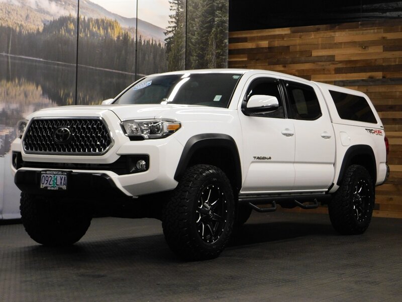 2019 Toyota Tacoma TRD Off-Road 4X4 / T   - Photo 1 - Gladstone, OR 97027