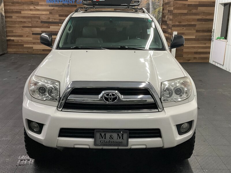 2008 Toyota 4Runner SR5 Sport Utility /Leather / LIFTED /116,000 MILES  1-OWNER / Leather Seats / Sunroof / NEW LIFT w/ NEW 33 " BF GOODRICH TIRES & BLACK WHEELS / RUST FREE / SHARP & CLEAN !! - Photo 5 - Gladstone, OR 97027