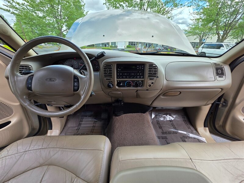 2001 Ford F-150 LARIAT4X4 BF-GOODRICH TIRES LEATHER / 6-PASSENGER / MATCHING CANOPY / LOCAL FRESH TRADE-IN - Photo 17 - Portland, OR 97217