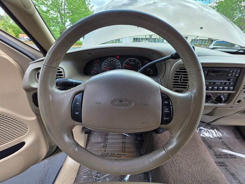 2001 Ford F-150 LARIAT4X4 BF-GOODRICH TIRES LEATHER / 6-PASSENGER / MATCHING CANOPY / LOCAL FRESH TRADE-IN - Photo 40 - Portland, OR 97217