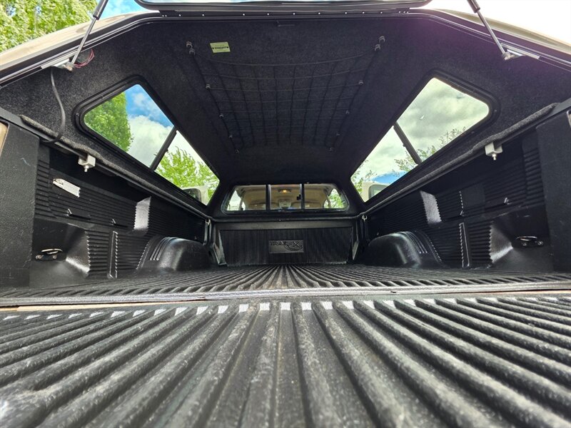2001 Ford F-150 LARIAT4X4 BF-GOODRICH TIRES LEATHER / 6-PASSENGER / MATCHING CANOPY / LOCAL FRESH TRADE-IN - Photo 32 - Portland, OR 97217