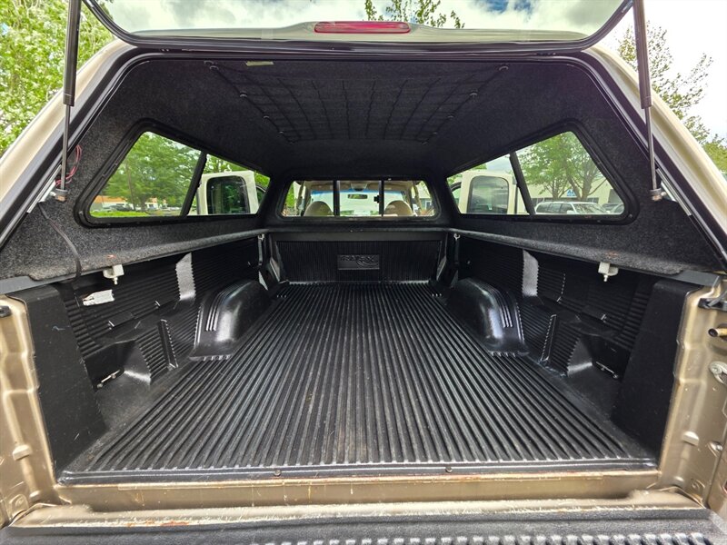 2001 Ford F-150 LARIAT4X4 BF-GOODRICH TIRES LEATHER / 6-PASSENGER / MATCHING CANOPY / LOCAL FRESH TRADE-IN - Photo 21 - Portland, OR 97217
