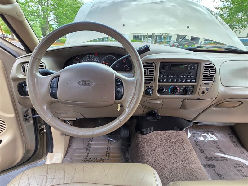 2001 Ford F-150 LARIAT4X4 BF-GOODRICH TIRES LEATHER / 6-PASSENGER / MATCHING CANOPY / LOCAL FRESH TRADE-IN - Photo 39 - Portland, OR 97217