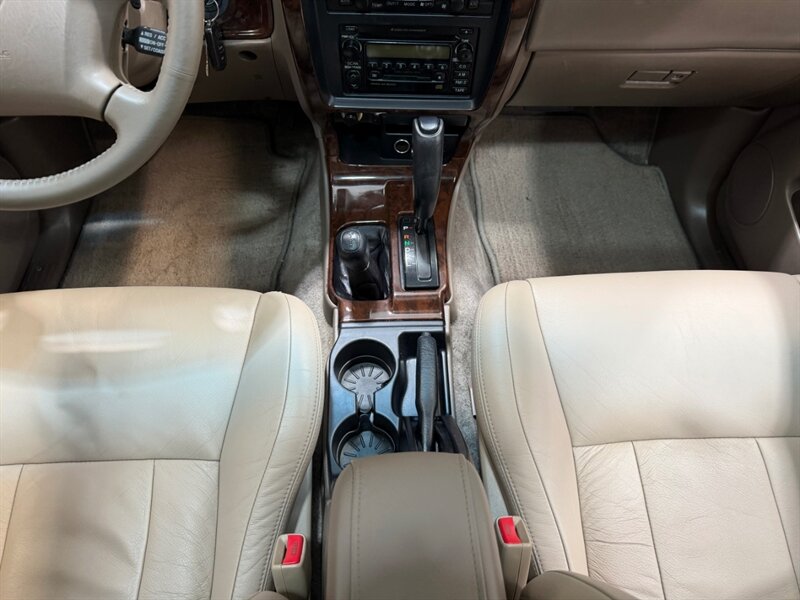2002 Toyota 4Runner Limited 4X4 V6 / LIFTED w. NEW WHEELS & TIRES / Leather w. Heated Seats / Diff Locks / TIMING BELT SERVICE DONE /ZERO RUST - Photo 21 - Gladstone, OR 97027