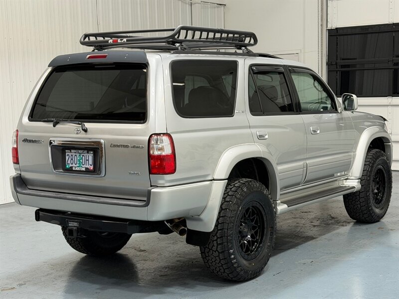 2002 Toyota 4Runner Limited 4X4 V6 / LIFTED w. NEW WHEELS & TIRES / Leather w. Heated Seats / Diff Locks / TIMING BELT SERVICE DONE /ZERO RUST - Photo 8 - Gladstone, OR 97027