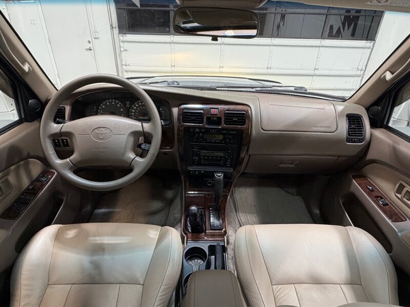 2002 Toyota 4Runner Limited 4X4 V6 / LIFTED w. NEW WHEELS & TIRES / Leather w. Heated Seats / Diff Locks / TIMING BELT SERVICE DONE /ZERO RUST - Photo 33 - Gladstone, OR 97027