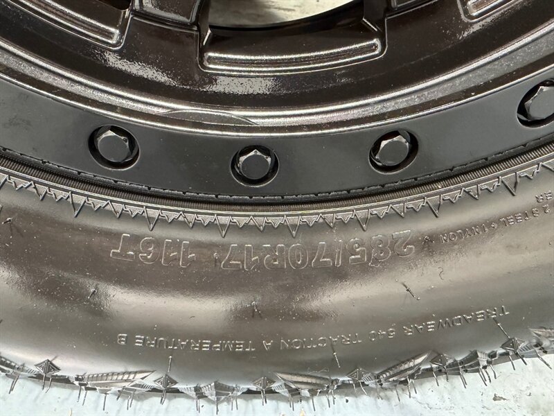 2002 Toyota 4Runner Limited 4X4 V6 / LIFTED w. NEW WHEELS & TIRES / Leather w. Heated Seats / Diff Locks / TIMING BELT SERVICE DONE /ZERO RUST - Photo 43 - Gladstone, OR 97027