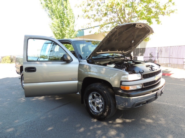 2001 Chevrolet Silverado 1500 Extended Cab 3-Door / 4WD / Excel Cond   - Photo 29 - Portland, OR 97217