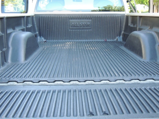 2001 Chevrolet Silverado 1500 Extended Cab 3-Door / 4WD / Excel Cond   - Photo 27 - Portland, OR 97217