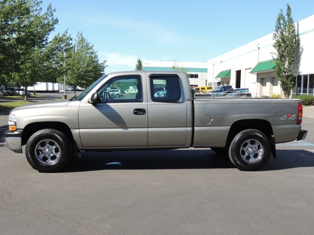 2001 Chevrolet Silverado 1500 Extended Cab 3-Door / 4WD / Excel Cond   - Photo 3 - Portland, OR 97217