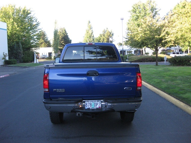 2003 Ford F-350 Super Duty Lariat/ 4WD/ 7.3L DIESEL / 73K miles   - Photo 4 - Portland, OR 97217