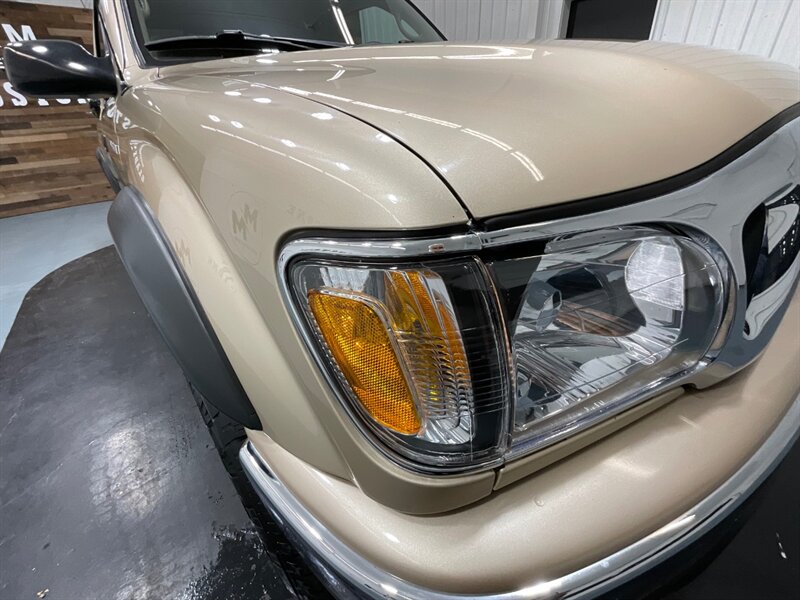 2003 Toyota Tacoma SR5 4X4 / 2.7L 4Cyl/ 5-SPEED MANUAL / 83,000 MILES  / LOCAL TRUCK w. ZERO RUST - Photo 27 - Gladstone, OR 97027