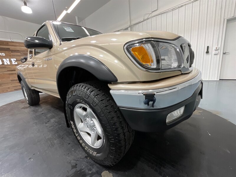 2003 Toyota Tacoma SR5 4X4 / 2.7L 4Cyl/ 5-SPEED MANUAL / 83,000 MILES  / LOCAL TRUCK w. ZERO RUST - Photo 32 - Gladstone, OR 97027