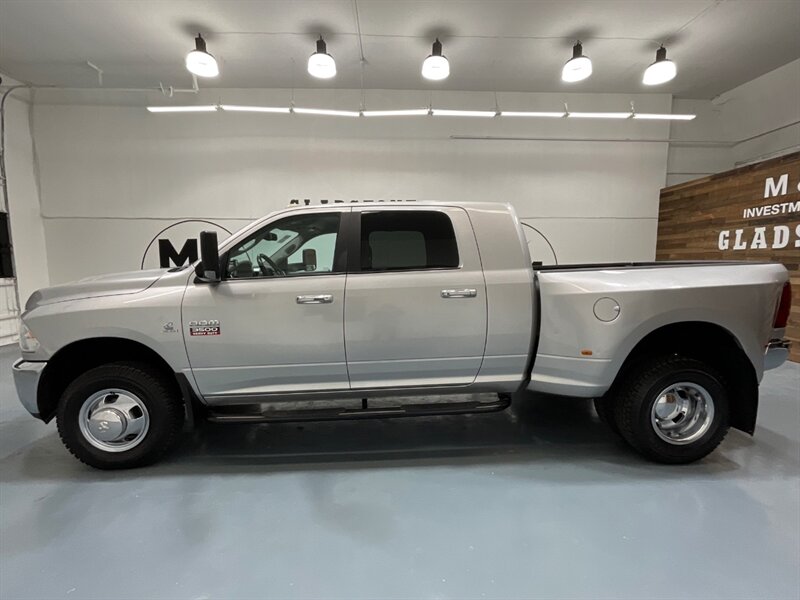 2010 Dodge Ram 3500 BIG HORN MEGACAB 4X4 6-SPEED MANUAL /6.7L DIESEL  /1-OWNER LOCAL / ZERO RUST / DUALLY - Photo 3 - Gladstone, OR 97027