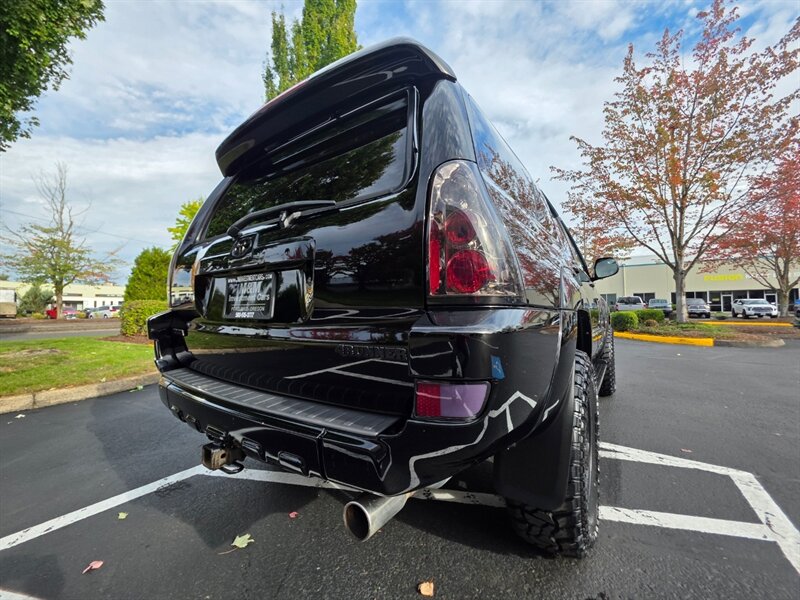 2005 Toyota 4Runner SR5 / V6 / 4X4 / DIFFERENTIAL LOCKER / LEATHER  / NEW LIFT / NEW TIRES / BLACKED OUT / SERVICE RECORDS !! - Photo 11 - Portland, OR 97217