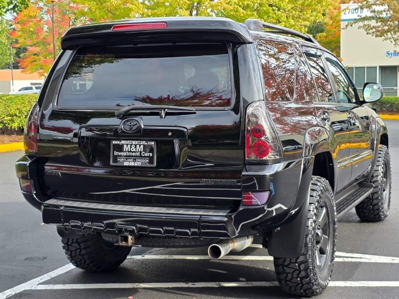 2005 Toyota 4Runner SR5 / V6 / 4X4 / DIFFERENTIAL LOCKER / LEATHER  / NEW LIFT / NEW TIRES / BLACKED OUT / SERVICE RECORDS !! - Photo 8 - Portland, OR 97217