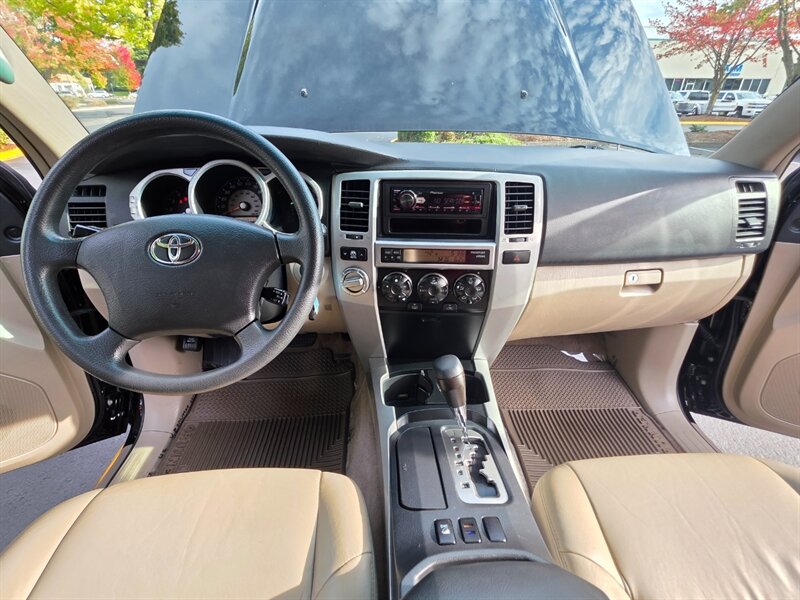 2005 Toyota 4Runner SR5 / V6 / 4X4 / DIFFERENTIAL LOCKER / LEATHER  / NEW LIFT / NEW TIRES / BLACKED OUT / SERVICE RECORDS !! - Photo 18 - Portland, OR 97217