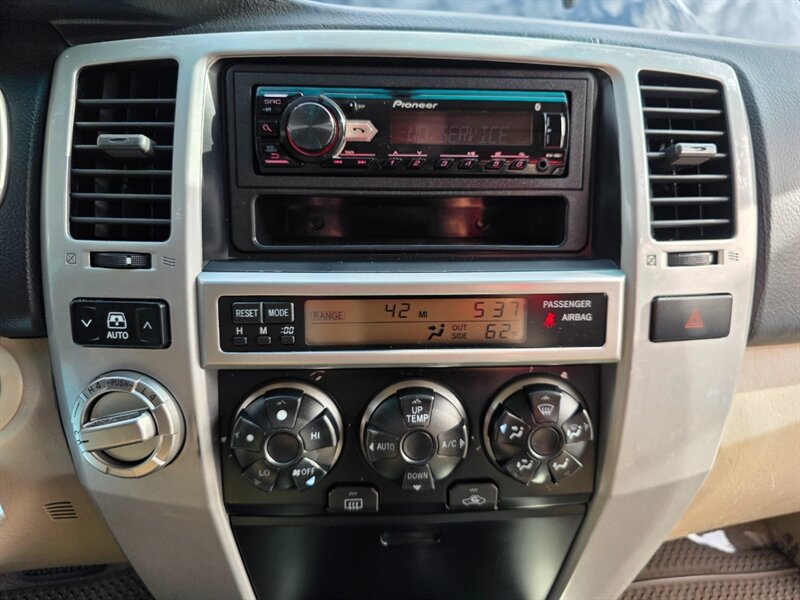 2005 Toyota 4Runner SR5 / V6 / 4X4 / DIFFERENTIAL LOCKER / LEATHER  / NEW LIFT / NEW TIRES / BLACKED OUT / SERVICE RECORDS !! - Photo 41 - Portland, OR 97217