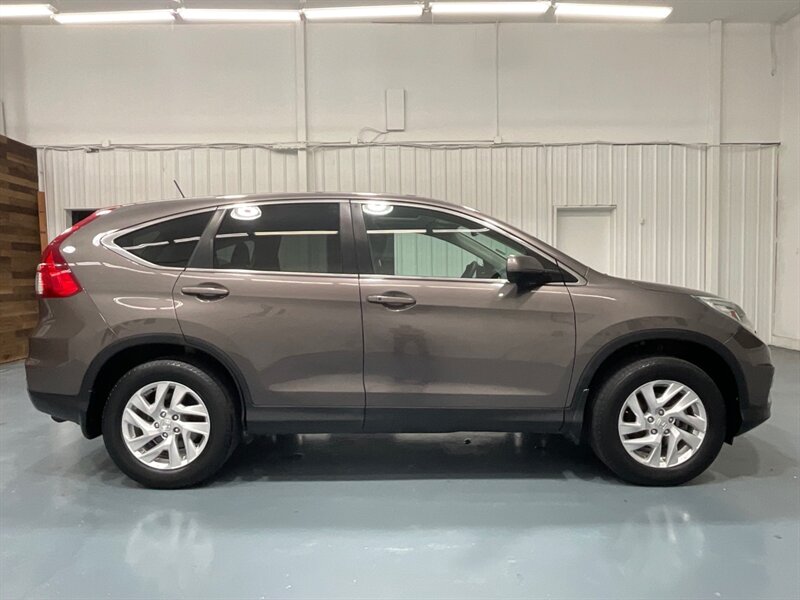 2016 Honda CR-V EX Sport Utility AWD / 1-OWNER / 67,000 MILES  / LOCAL SUV / ZERO RUST / Sunroof / Backup Camera / Heated Seats - Photo 4 - Gladstone, OR 97027