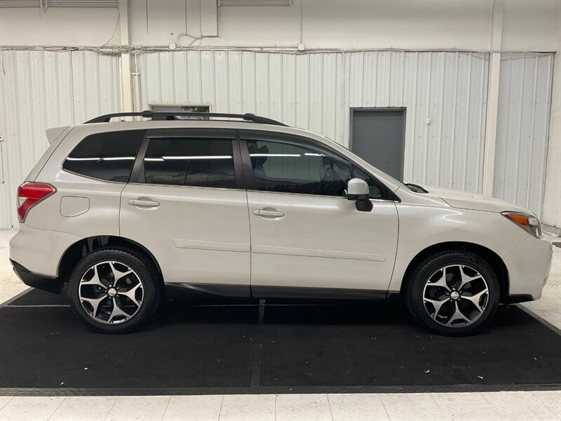 2015 Subaru Forester 2.0XT Premium Sport Utility AWD/ Panoramic Sunroof  / LOCAL Subaru / RUST FREE / Heated Seats / Backup Camera / Excel Cond - Photo 4 - Gladstone, OR 97027