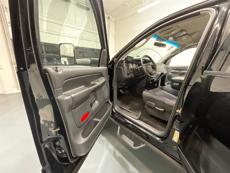 2005 Dodge Ram 2500 SLT 4X4 5.9L DIESEL 6-SPEED MANUAL /1-OWNER /NEW WHEELS & TIRES / SHORT BED / ZERO RUST - Photo 31 - Gladstone, OR 97027