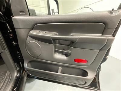 2005 Dodge Ram 2500 SLT 4X4 5.9L DIESEL 6-SPEED MANUAL /1-OWNER  /NEW WHEELS & TIRES / SHORT BED - Photo 33 - Gladstone, OR 97027