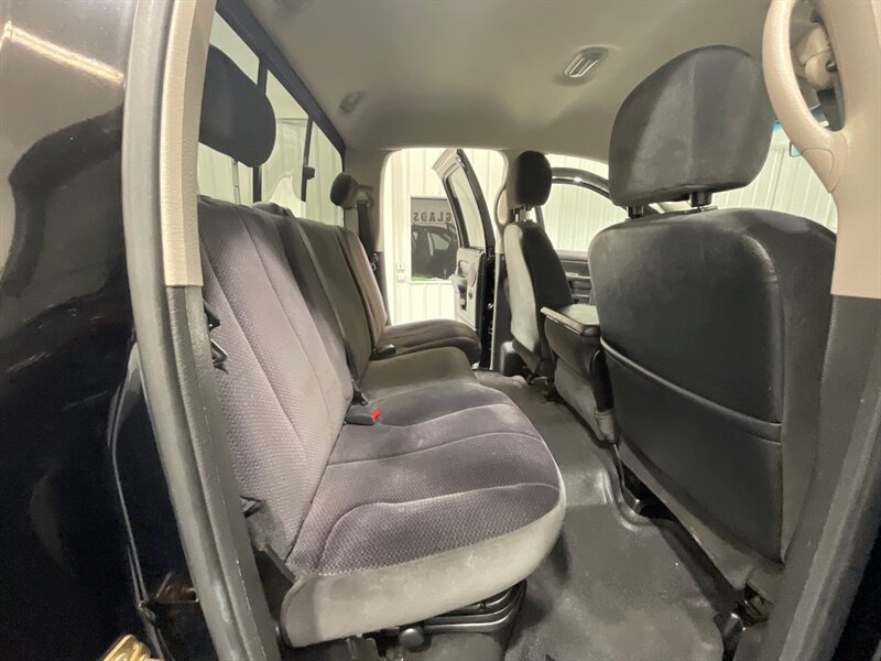 2005 Dodge Ram 2500 SLT 4X4 5.9L DIESEL 6-SPEED MANUAL /1-OWNER /NEW WHEELS & TIRES / SHORT BED / ZERO RUST - Photo 13 - Gladstone, OR 97027