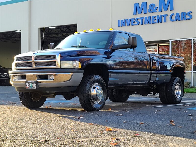 1999 Dodge Ram 3500 Laramie SLT  / 5 SPEED MANUAL / LARAMIE / LOW MILES - Photo 1 - Portland, OR 97217