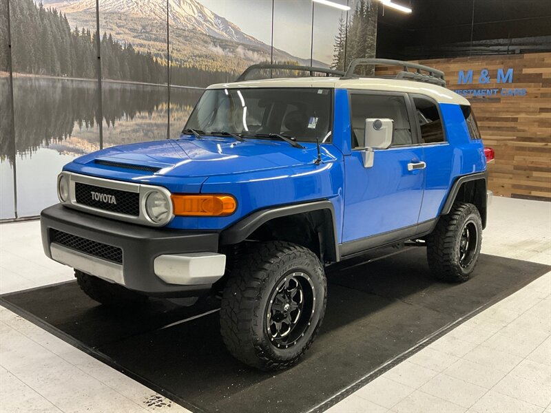 2007 Toyota FJ Cruiser Sport Utility 4X4 / IRON MAN LIFT KIT /SHARP SHARP  /LOCAL SUV / RUST FREE / Navigation & Camera / LIFTED w/ 33 " MUD TIRES & FUEL WHEELS - Photo 1 - Gladstone, OR 97027