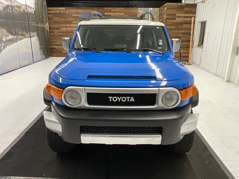 2007 Toyota FJ Cruiser Sport Utility 4X4 / IRON MAN LIFT KIT /SHARP SHARP  /LOCAL SUV / RUST FREE / Navigation & Camera / LIFTED w/ 33 " MUD TIRES & FUEL WHEELS - Photo 5 - Gladstone, OR 97027