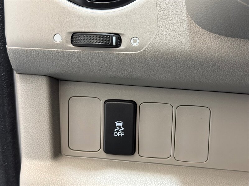 2014 Honda Pilot EX Sport Utility AWD V6 / Backup Camera /ZERO RUST / LOCAL SUV / 3RD ROW SEAT - Photo 38 - Gladstone, OR 97027