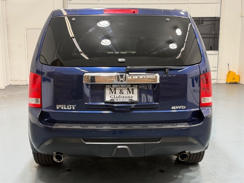 2014 Honda Pilot EX Sport Utility AWD V6 / Backup Camera /ZERO RUST / LOCAL SUV / 3RD ROW SEAT - Photo 6 - Gladstone, OR 97027