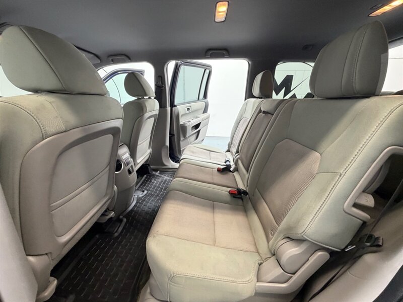 2014 Honda Pilot EX Sport Utility AWD V6 / Backup Camera /ZERO RUST / LOCAL SUV / 3RD ROW SEAT - Photo 10 - Gladstone, OR 97027