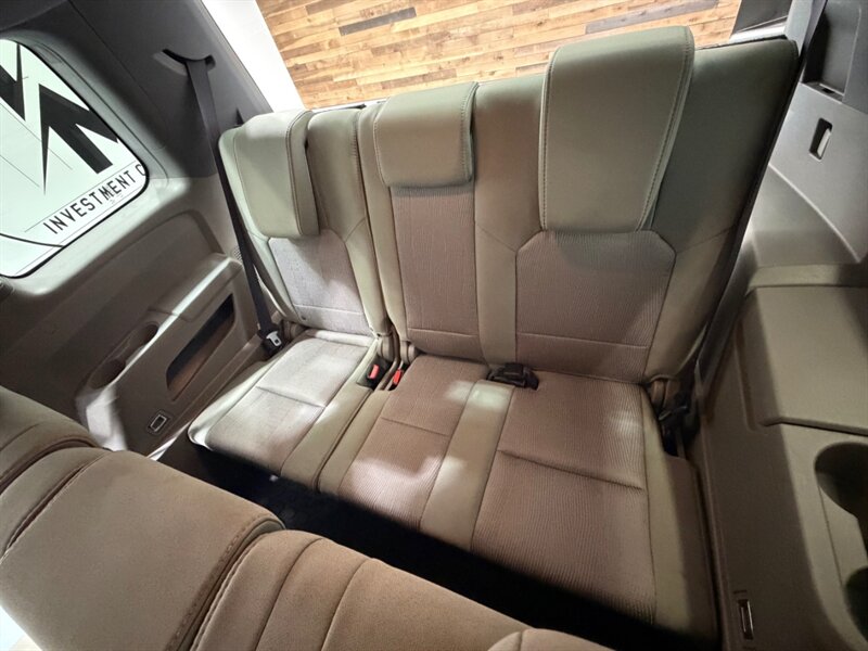 2014 Honda Pilot EX Sport Utility AWD V6 / Backup Camera /ZERO RUST / LOCAL SUV / 3RD ROW SEAT - Photo 11 - Gladstone, OR 97027