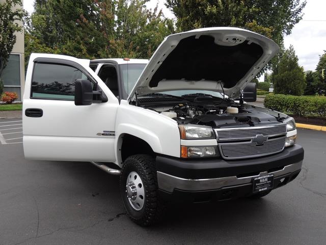 2006 Chevrolet Silverado 3500 LT / 4X4 / 6.6 Liter Duramax /DUALLY / LBZ  ENGINE   - Photo 30 - Portland, OR 97217