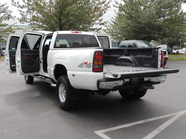 2006 Chevrolet Silverado 3500 LT / 4X4 / 6.6 Liter Duramax /DUALLY / LBZ  ENGINE   - Photo 27 - Portland, OR 97217