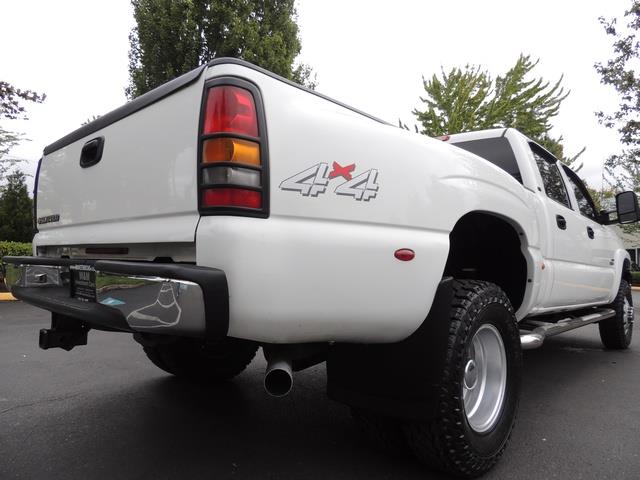 2006 Chevrolet Silverado 3500 LT / 4X4 / 6.6 Liter Duramax /DUALLY / LBZ  ENGINE   - Photo 11 - Portland, OR 97217