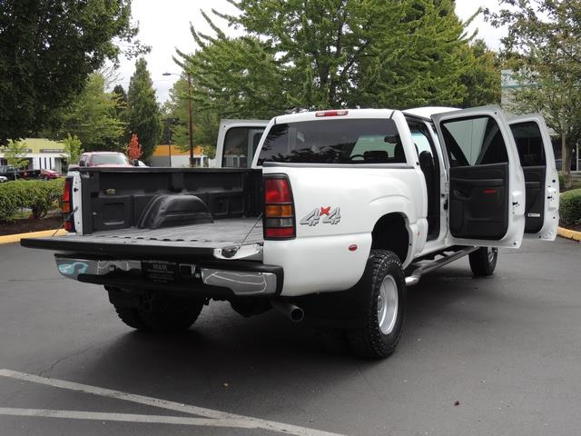 2006 Chevrolet Silverado 3500 LT / 4X4 / 6.6 Liter Duramax /DUALLY / LBZ  ENGINE   - Photo 28 - Portland, OR 97217