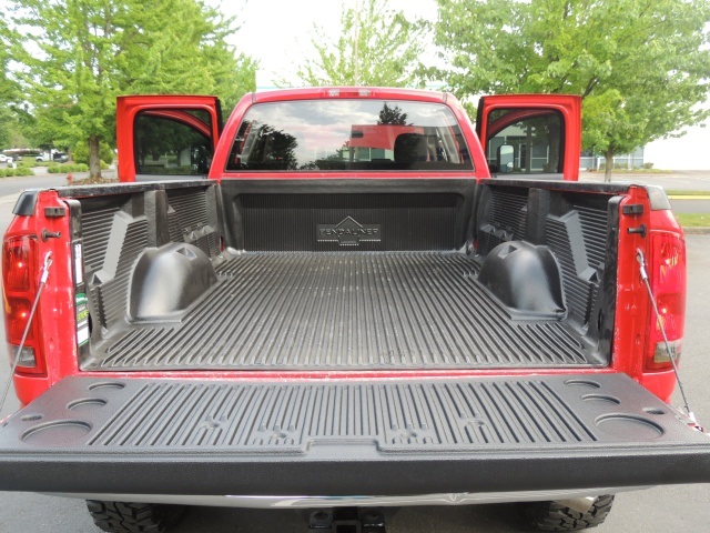 2003 Dodge Ram 2500 SLT / 4X4 / 5.9L Turbo Diesel / LIFTED / Long Bed   - Photo 15 - Portland, OR 97217