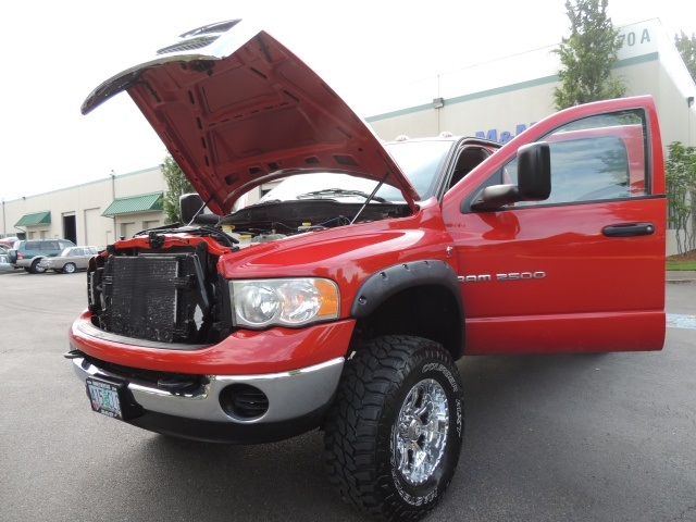 2003 Dodge Ram 2500 SLT / 4X4 / 5.9L Turbo Diesel / LIFTED / Long Bed   - Photo 11 - Portland, OR 97217