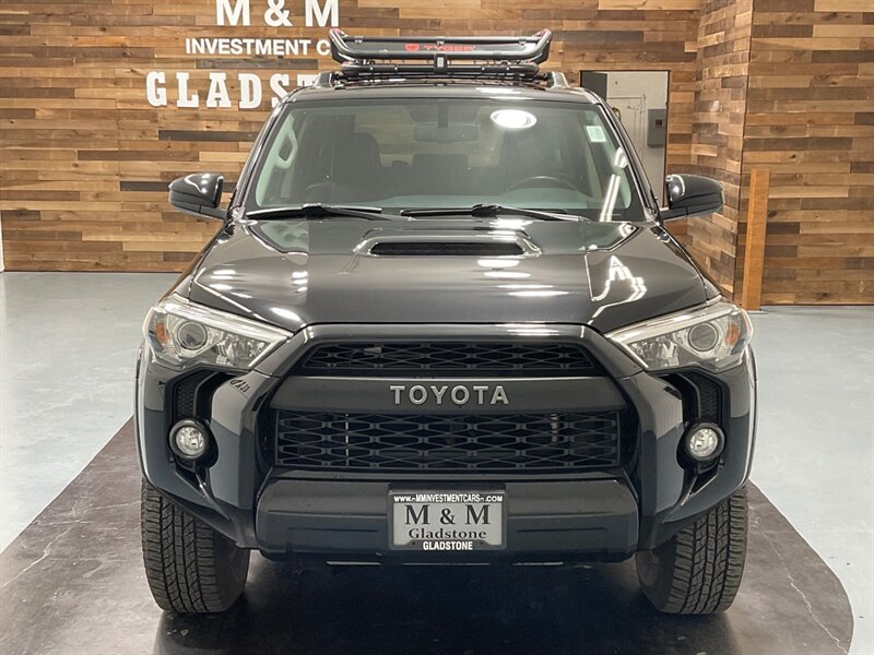 2018 Toyota 4Runner TRD Pro  Sport Utility 4X4 / LOCAL SUV / Excel Con  / TRD PRO - Photo 5 - Gladstone, OR 97027