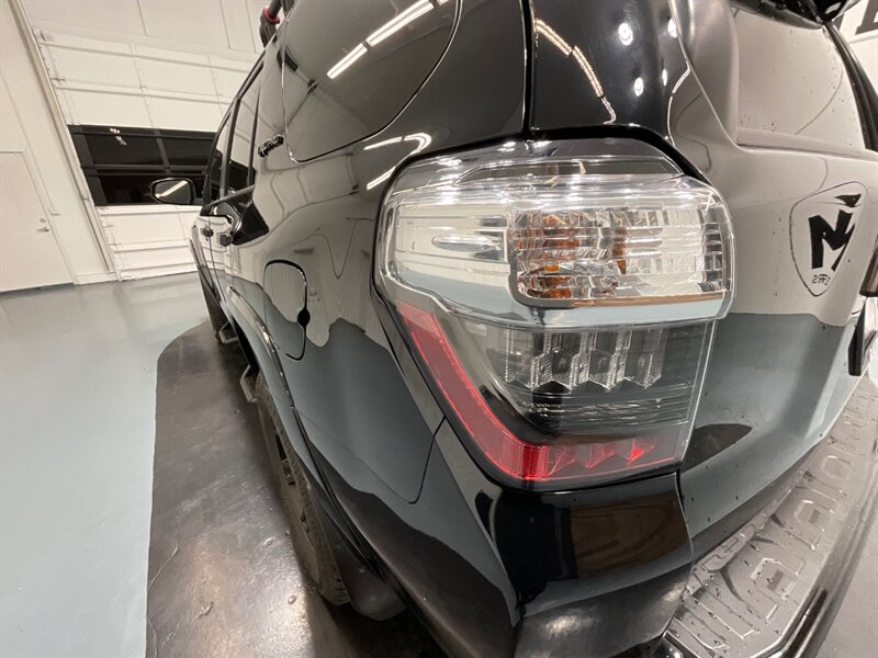 2018 Toyota 4Runner TRD Pro  Sport Utility 4X4 / LOCAL SUV / Excel Con  / TRD PRO - Photo 26 - Gladstone, OR 97027